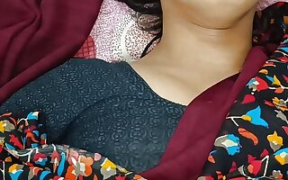 Hot Indian Desi village bhabhi was fucking hard with dever clear Hindi audio